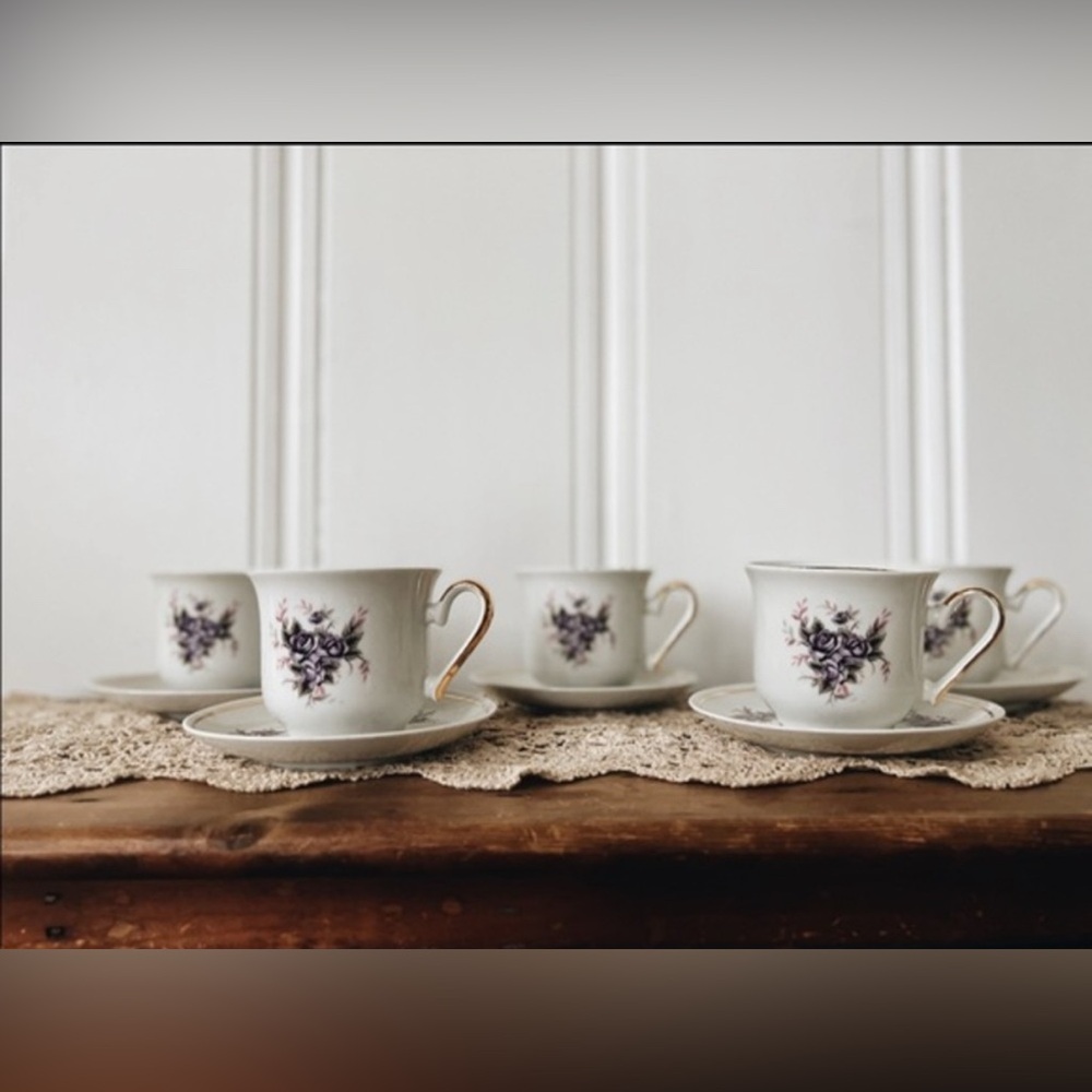 Zajećar Yugoslavian Porcelain Tea Cup & Saucer 5 Person Set